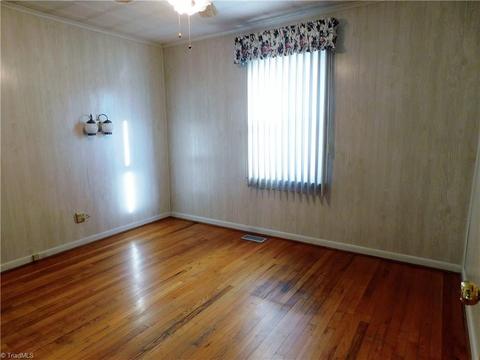 1606 Cook St, High Point, NC 27262 photo 7