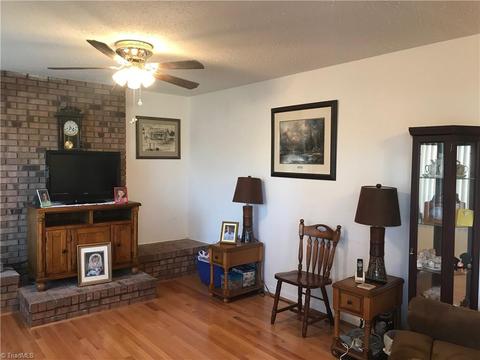 4041 Cresent Ave, Trinity, NC 27370 photo 4