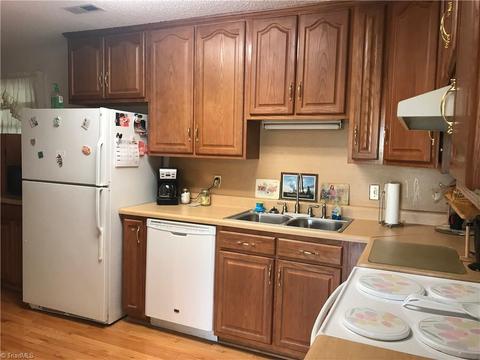 4041 Cresent Ave, Trinity, NC 27370 photo 7
