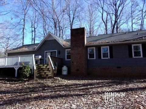 4013 Creekview Dr, Trinity, NC 27370 photo 4