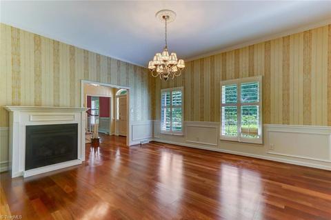 117 Prestwick Dr, High Point, NC 27265 photo 13