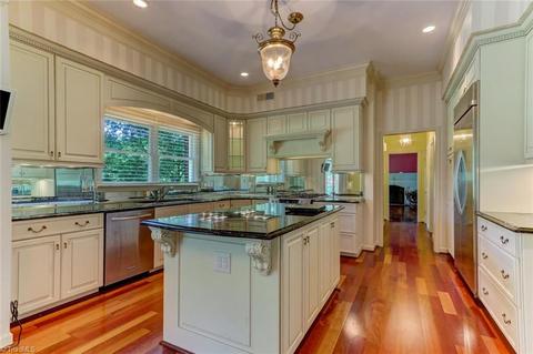 117 Prestwick Dr, High Point, NC 27265 photo 10