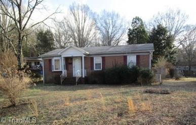 820 Stuart St, Eden, NC 27288 photo 1