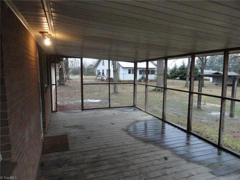 137 Easter Cir, Lexington, NC 27295 photo 12