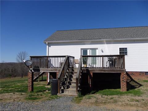 2252 Ross Wood Rd, Trinity, NC 27370 photo 5
