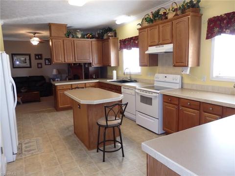 2252 Ross Wood Rd, Trinity, NC 27370 photo 11
