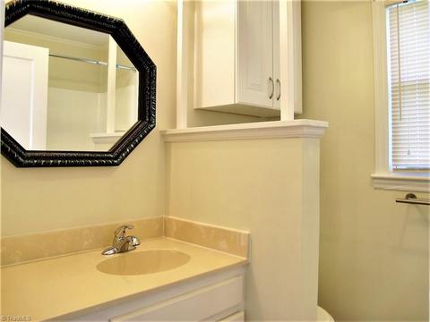 805 Arthur Ave, High Point, NC 27263 photo 9