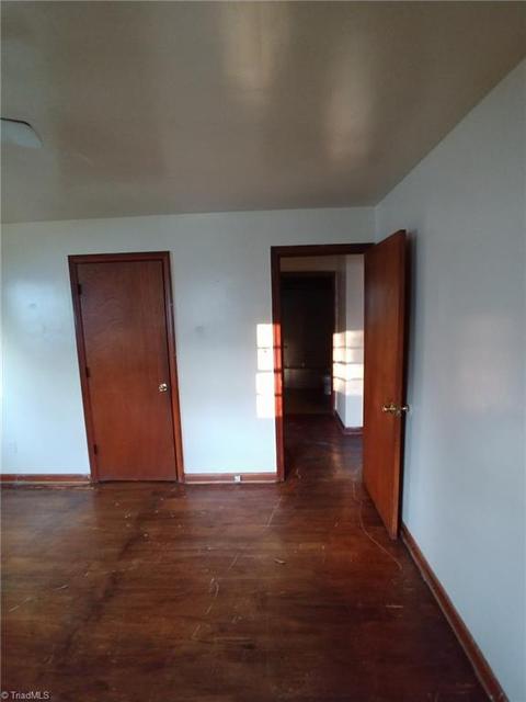 1002 Grant St, High Point, NC 27262 photo 8
