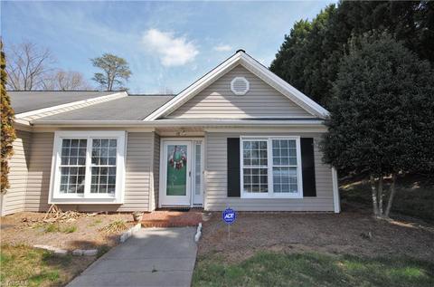516 Smith St, Eden, NC 27288 photo 2