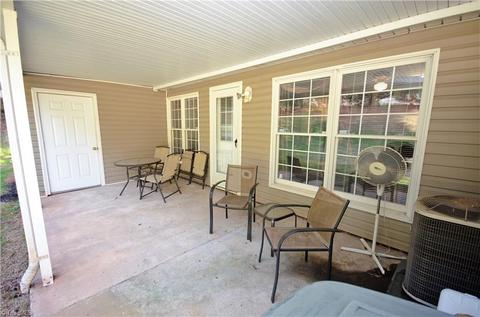 516 Smith St, Eden, NC 27288 photo 22