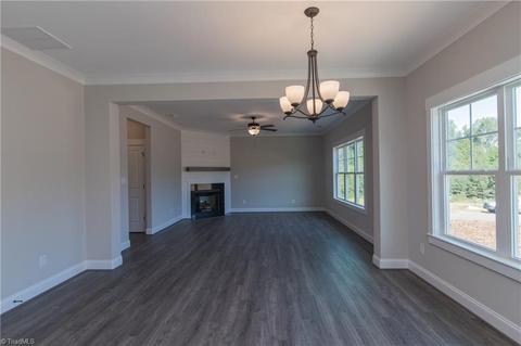 4270 Bordeaux Dr, Trinity, NC 27370 photo 6
