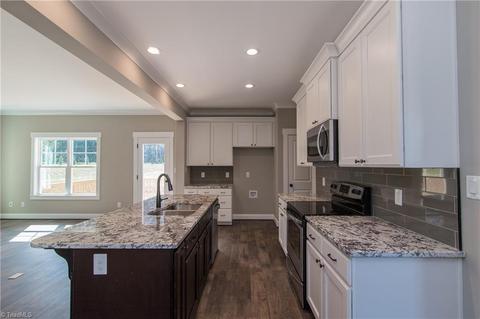6636 Bellawood Dr, Trinity, NC 27370 photo 11