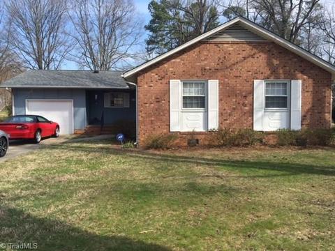 1309 Grantham Dr, High Point, NC 27265 photo 1