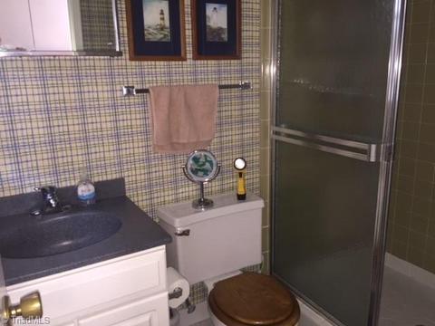 1309 Grantham Dr, High Point, NC 27265 photo 21