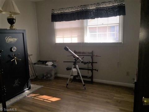 1309 Grantham Dr, High Point, NC 27265 photo 16