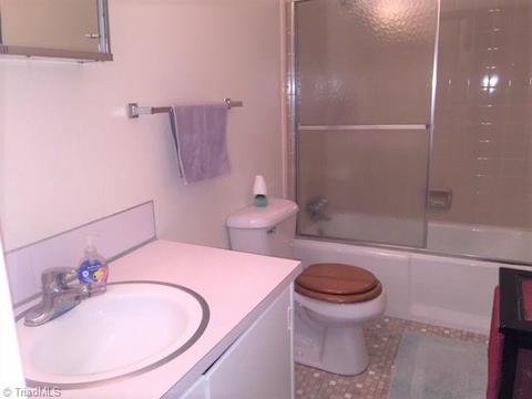 1309 Grantham Dr, High Point, NC 27265 photo 15