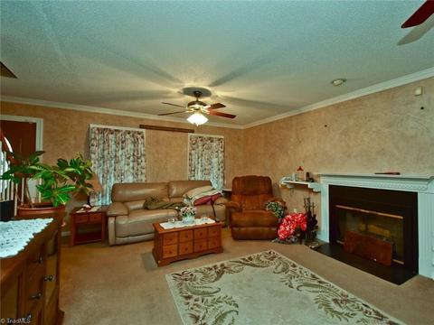3936 Johnson St, High Point, NC 27265 photo 3