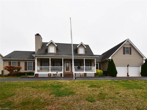 3936 Johnson St, High Point, NC 27265 photo 1