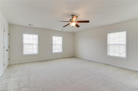 4632 Meadowside Ter, High Point, NC 27265 photo 20