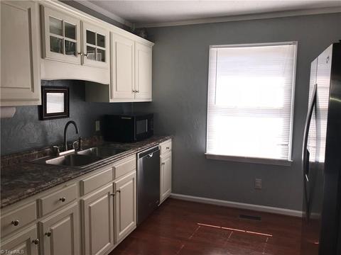 104 Ridge Creek Cir, Trinity, NC 27370 photo 6