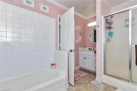 1418 E Main St, Graham, NC 27253 photo 15