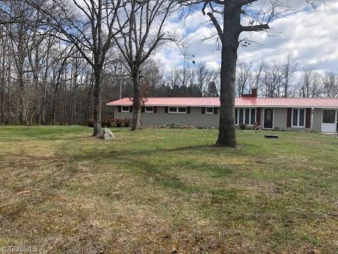 1631 Sexton Rd, Denton, NC 27239 photo 2