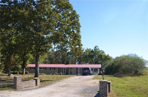 1631 Sexton Rd, Denton, NC 27239 photo 4