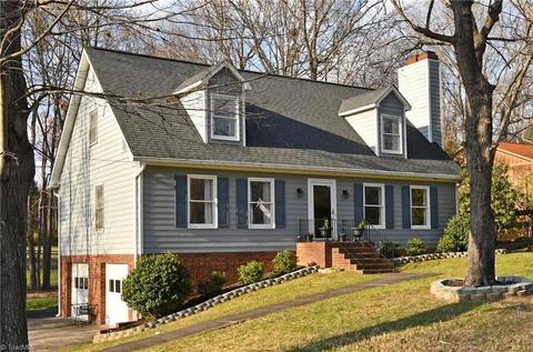 2611 Farmbrook Rd, Winston Salem, NC 27103 photo 2