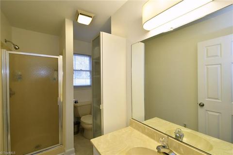 2611 Farmbrook Rd, Winston Salem, NC 27103 photo 10