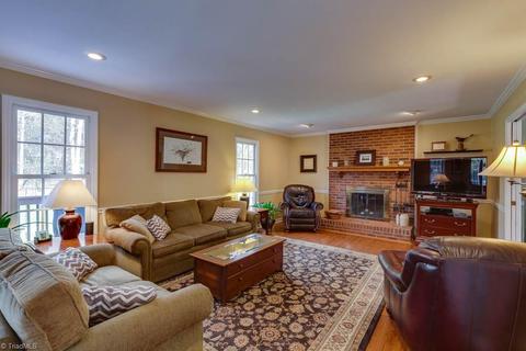 151 Oakbrook Dr, Advance, NC 27006 photo 2