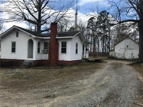 120 Cornell Dr, High Point, NC 27260 photo 1