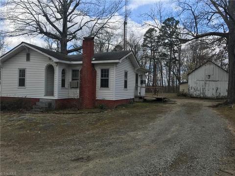 120 Cornell Dr, High Point, NC 27260 photo 4