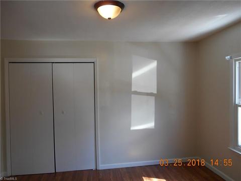 121 Lattimore Rd, Eden, NC 27288 photo 8