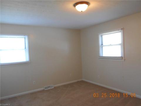 121 Lattimore Rd, Eden, NC 27288 photo 21