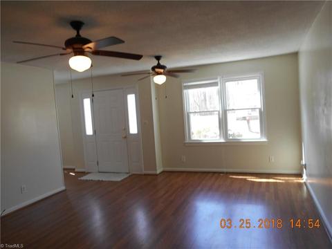 121 Lattimore Rd, Eden, NC 27288 photo 5