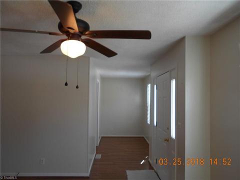 121 Lattimore Rd, Eden, NC 27288 photo 6