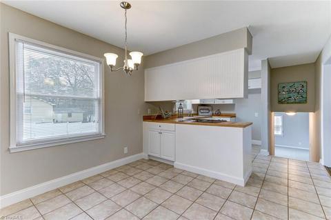 2310 Waynick St, High Point, NC 27265 photo 7