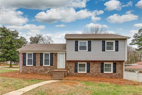 2310 Waynick St, High Point, NC 27265 photo 3