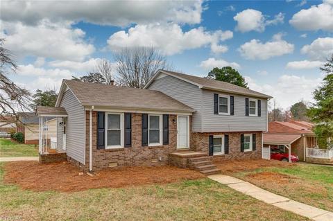 2310 Waynick St, High Point, NC 27265 photo 2