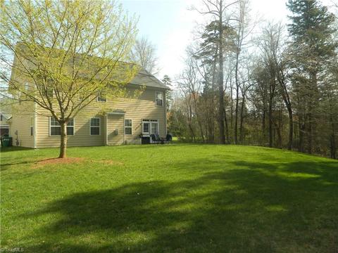 2412 Alderbrook Dr, High Point, NC 27265 photo 2
