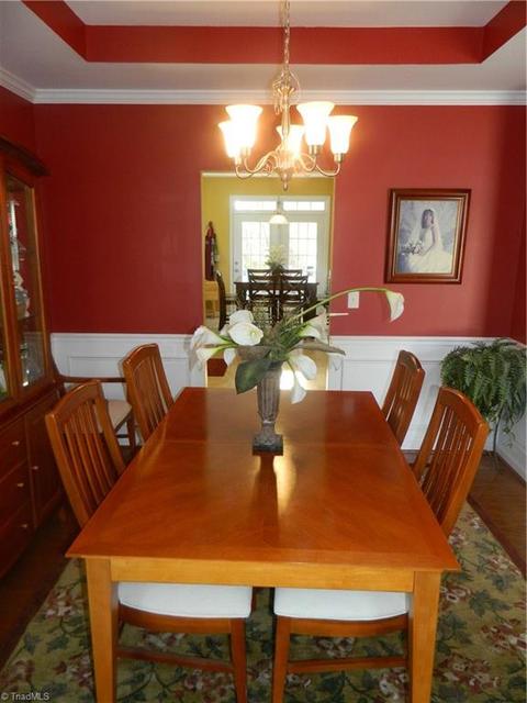 2412 Alderbrook Dr, High Point, NC 27265 photo 4
