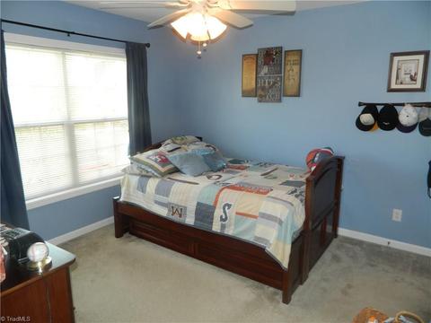 2412 Alderbrook Dr, High Point, NC 27265 photo 8