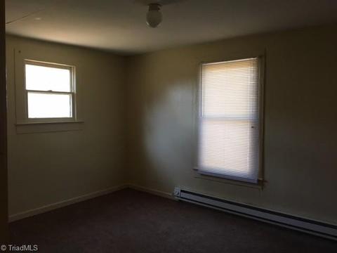 111 E 3rd St, Lexington, NC 27292 photo 7