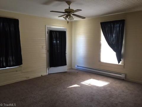111 E 3rd St, Lexington, NC 27292 photo 6