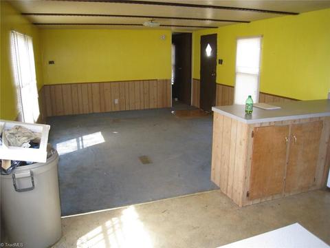1210 Gravitte Rd, Pilot Mountain, NC 27041 photo 6