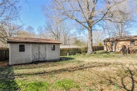 824 Stuart St, Eden, NC 27288 photo 23