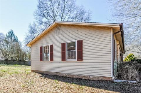 824 Stuart St, Eden, NC 27288 photo 25