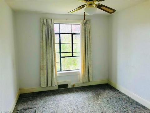 401 Hill St, King, NC 27021 photo 14