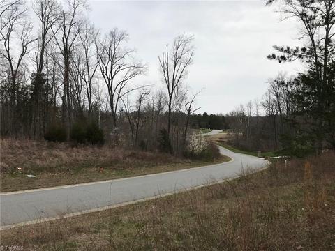 217 Emily Ct, High Point, NC 27265 photo 5