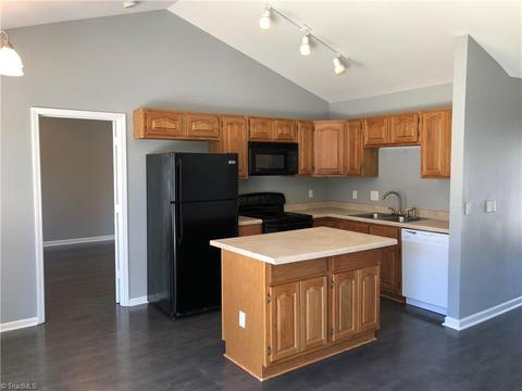 878 Eli Moore Ct, High Point, NC 27265 photo 7